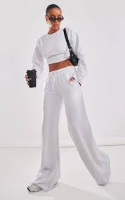 Черные спортивные штаны